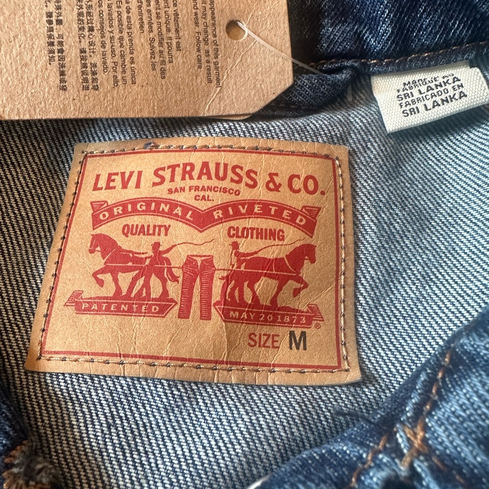 ‘90s TRUCKER JACKET Levi's Classic Blue Jean Jacket - Picture 7 of 13
